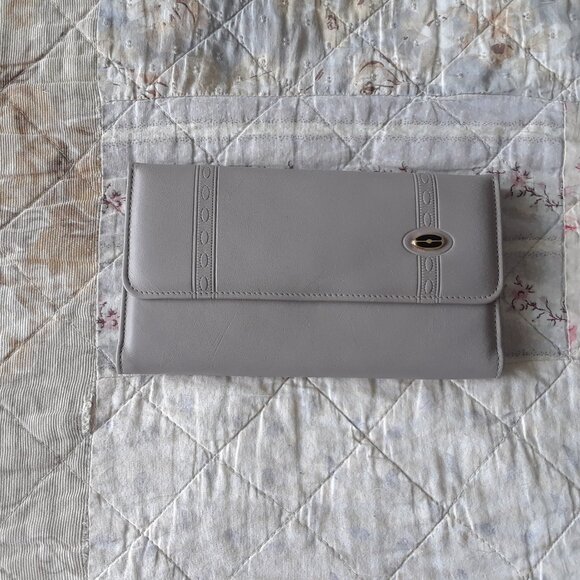 Vintage Buxton Alexis Leather Wallet - Picture 1 of 16